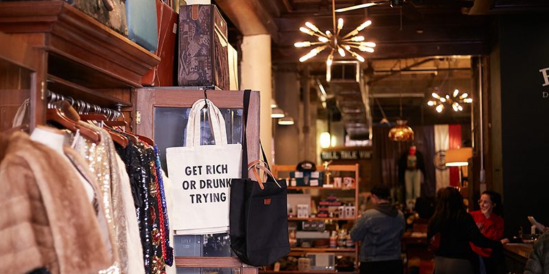 Tote bag reading 