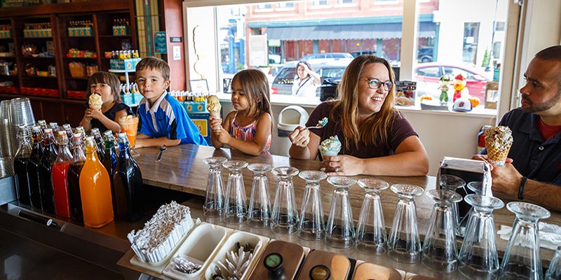 Clinton's Soda Fountain