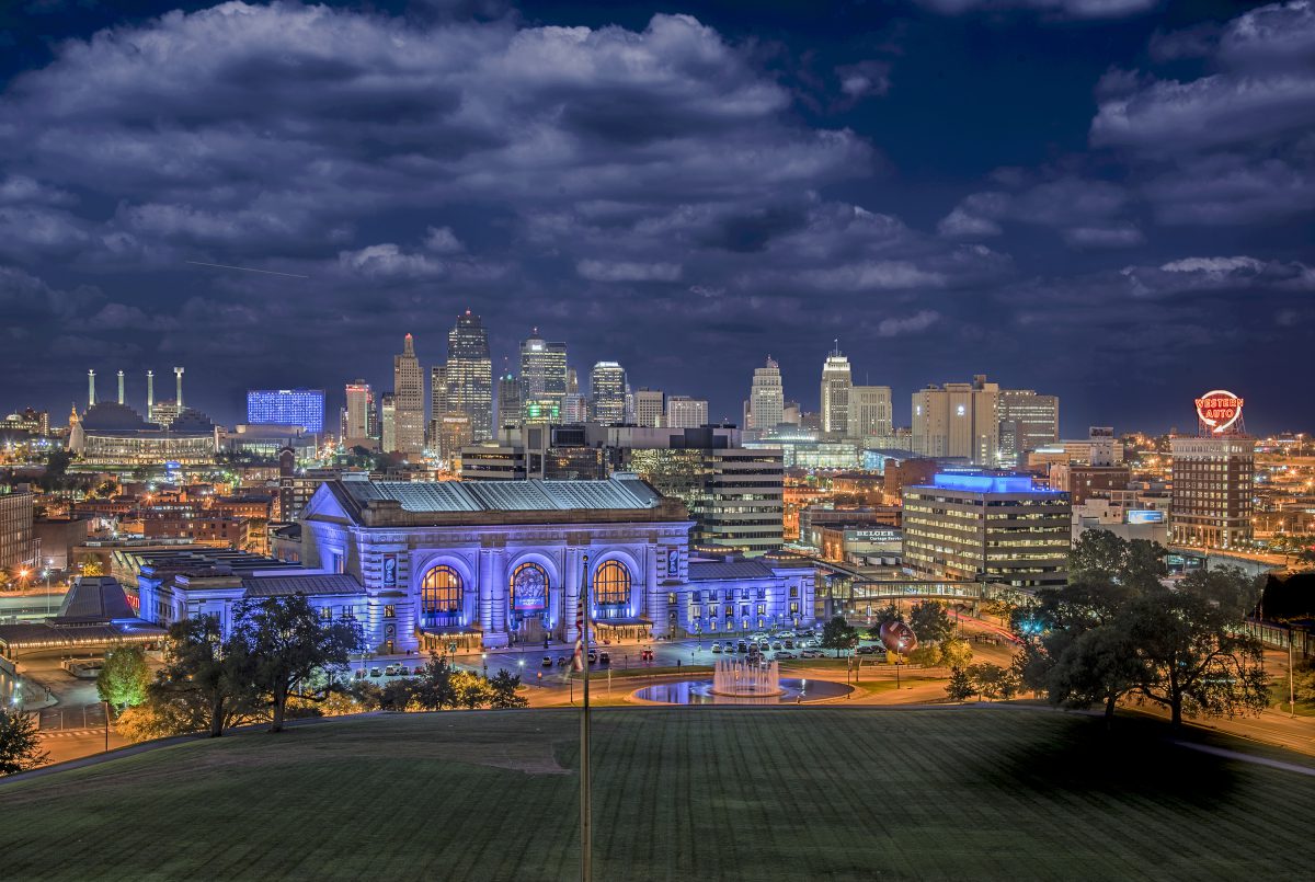 uskc-skyline-nite-clouds-2-roy-inman-_8901A6B4-B363-4F3D-AA1B737931D28407