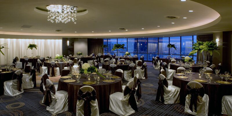 Crowne Plaza Kansas City Downtown