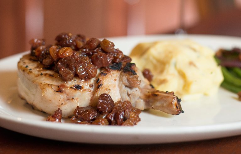 J. Gilbert’s Wood-fired Steaks & Seafood – Image_1