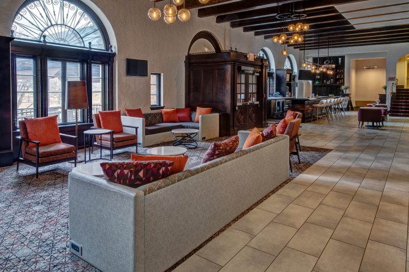 Courtyard Kansas City Country Club Plaza – Image_1