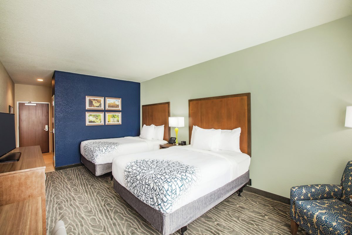 La Quinta Inn & Suites by Wyndham Kansas City Beacon Hill – Image_4