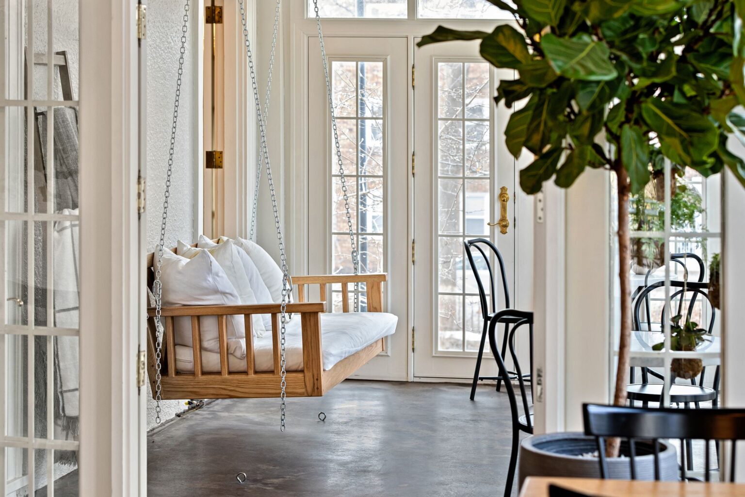 Southmoreland on the Plaza – Image_3 [LISTING]