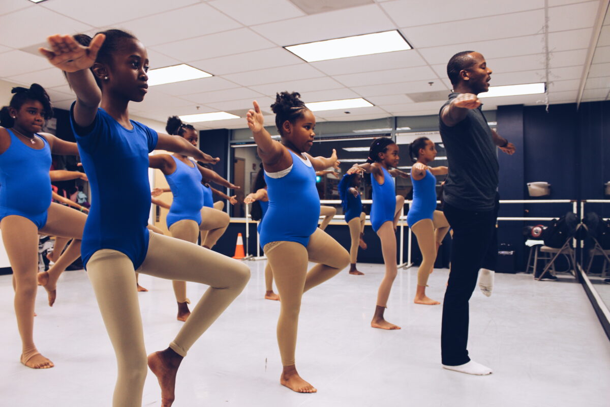 Kansas City Friends of Alvin Ailey – Image_3 [LISTING]