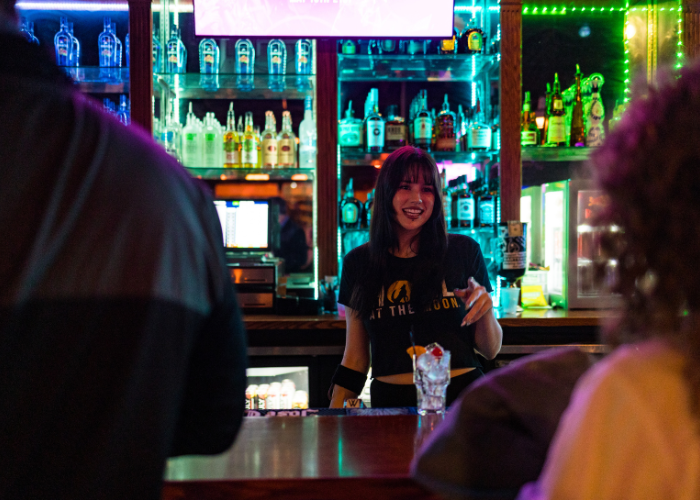 Howl at the Moon – Image_5 [LISTING]