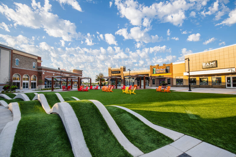 Legends Outlet (9)