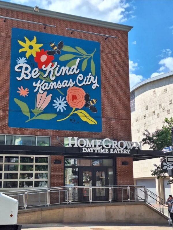 HomeGrown Kitchen – Power & Light – Image_1 [LISTING]