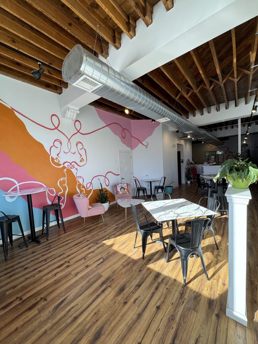 Two Sugars – Image_3 [LISTING]