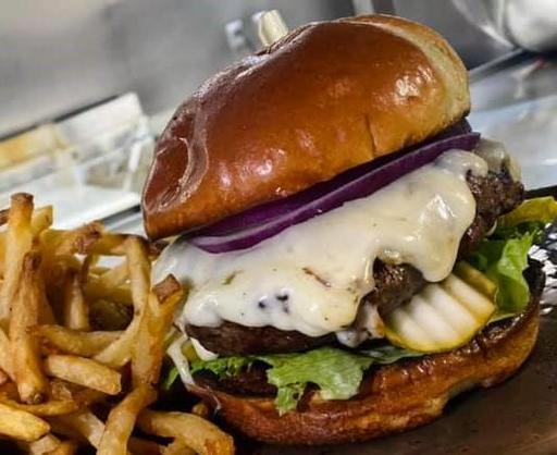 ALL LOCATIONS – $10 Burgers Mondays- Iron Horse Bar & Grill – Event_Image3 [EVENT]