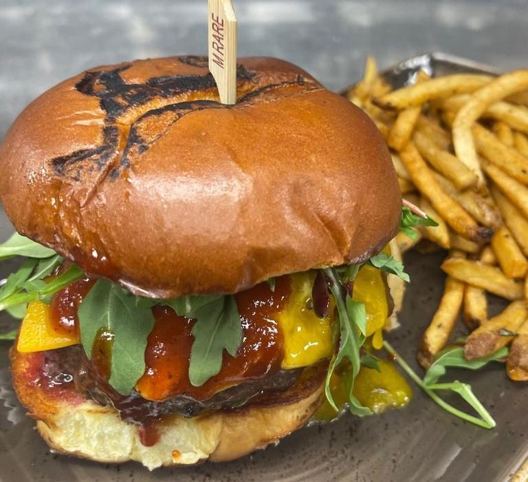 ALL LOCATIONS – $10 Burger Mondays- Iron Horse Bar & Grill – Event_Image2 [EVENT]