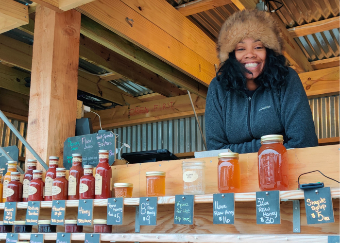 Winter Saturdays Farmers Market + River Market Flea – Event_Image3 [EVENT]