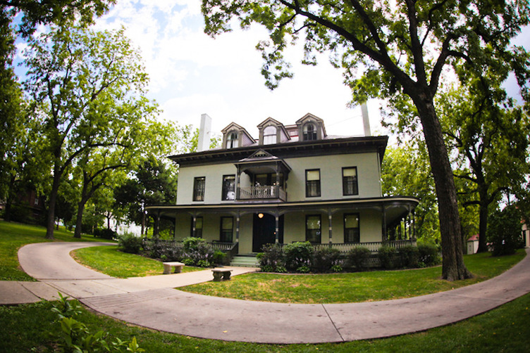 Bingham Waggoner Estate_01