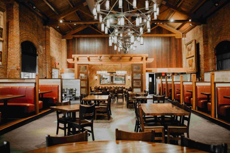 Fiorella’s Jack Stack Barbecue at the Freight House – Image_1 [LISTING]