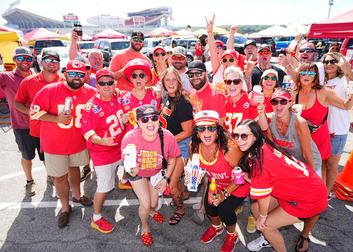 Kansas City Chiefs – Image_4 [LISTING]