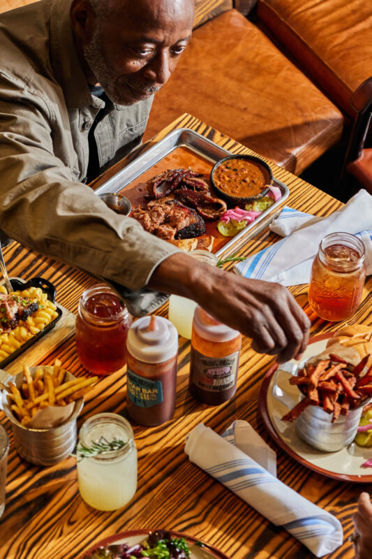 Char Bar – Pilsen Photo Co-op (1)