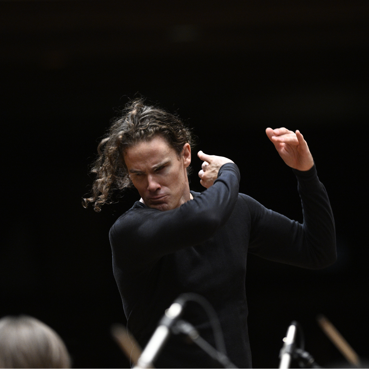 Steve Hackman Conducts His “Taylor Swift: The Symphony Era” with The Kansas City Symphony – Event_Image [EVENT]