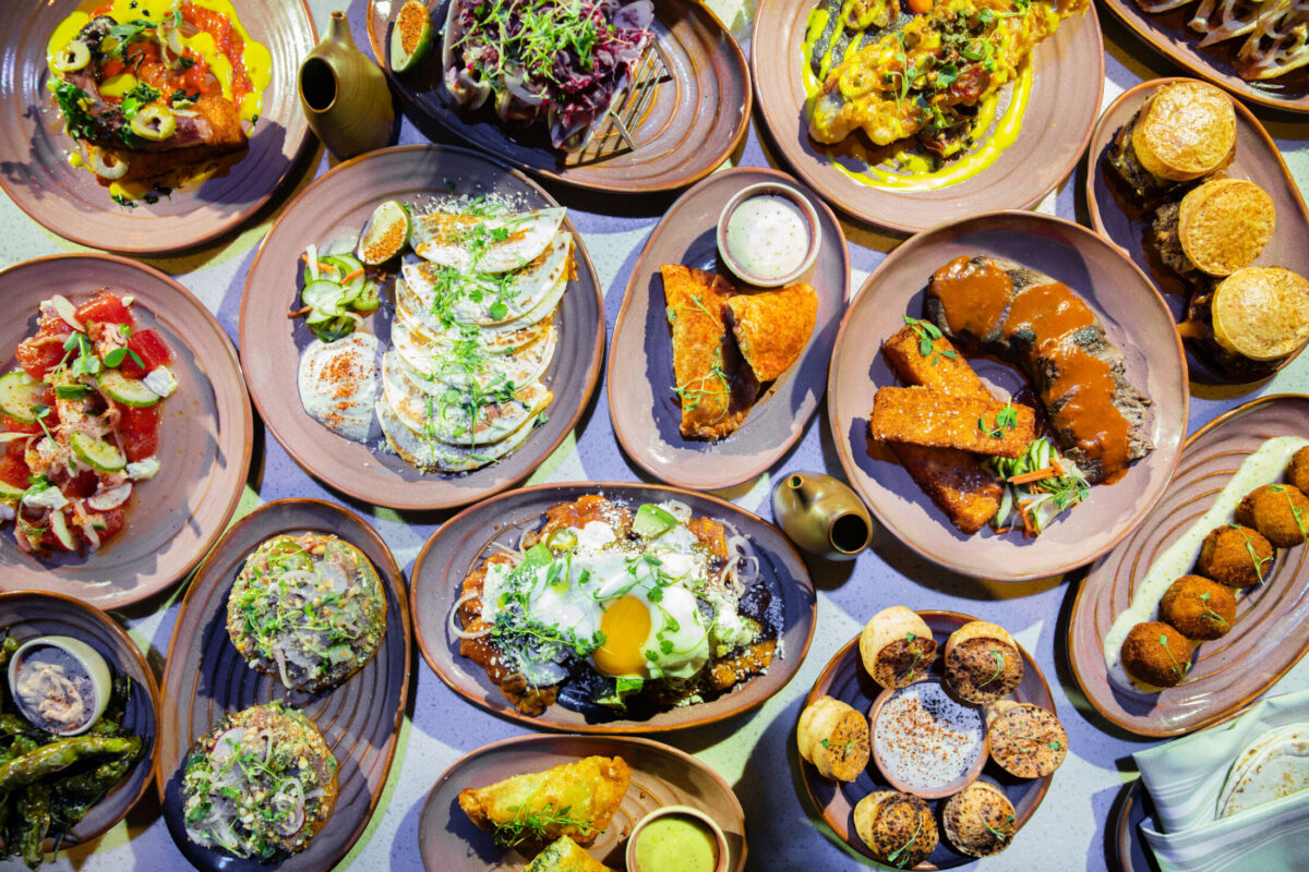 Besos & Abrazos_2025 (1)