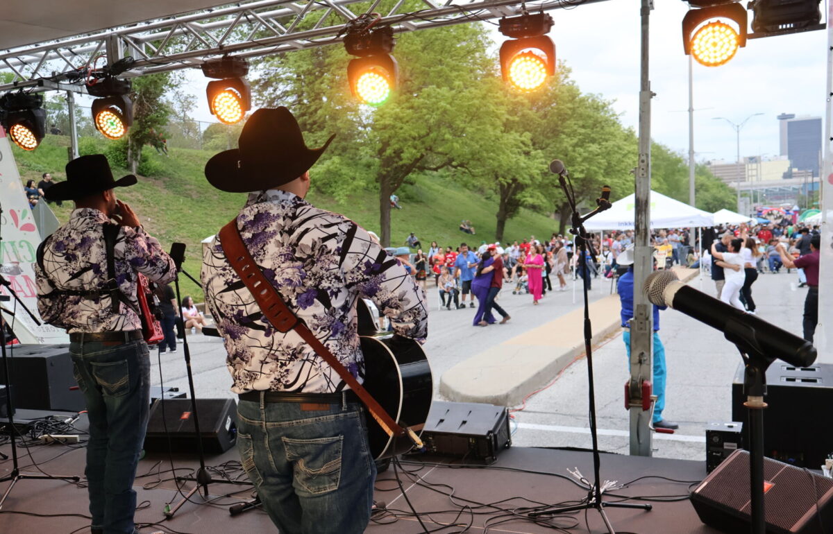 Cinco de Mayo Fiesta – Guadalupe Centers (7)