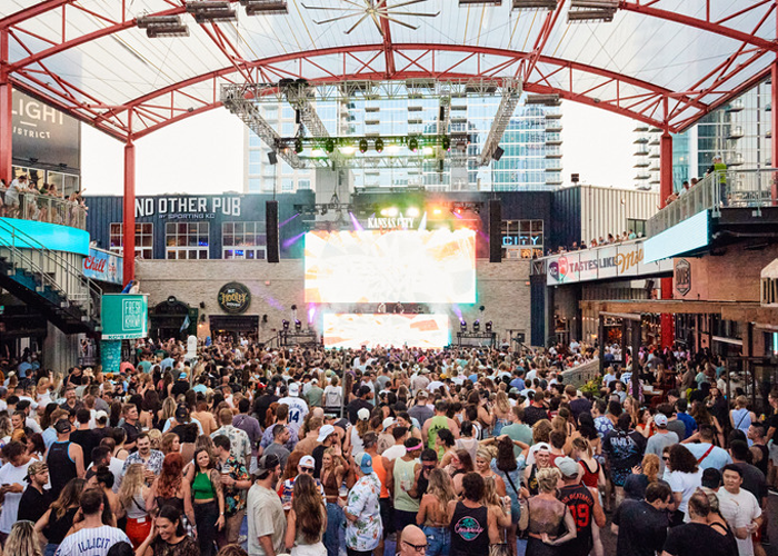 Two Friends – Event_Image [EVENT]