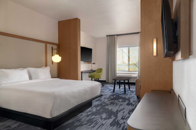 Fairfield Inn & Suites Kansas City at The Legends – Image_5 [LISTING]