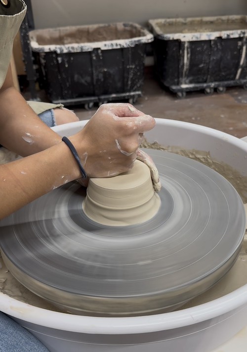 Pottery & Pinot Wheel Throwing Experience – Event_Image [EVENT]