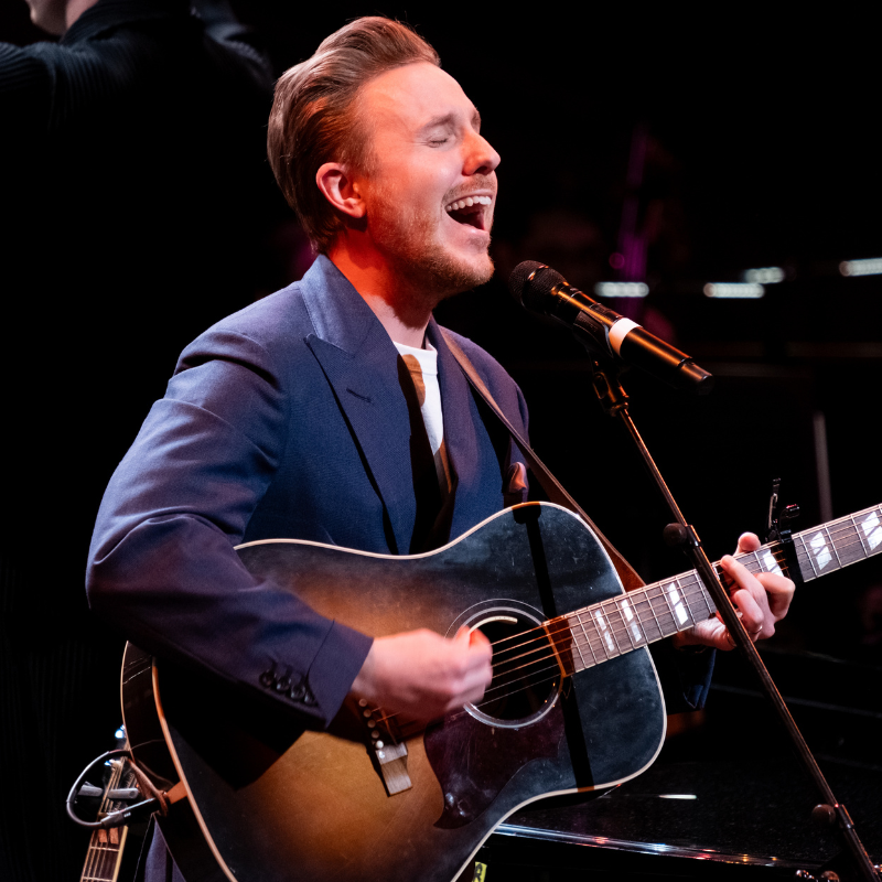 Cody Fry Christmas with The Kansas City Symphony – Event_Image [EVENT]