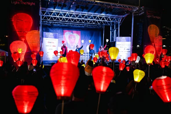 "Light The Night" في كانساس سيتي – صورة الحدث [EVENT]