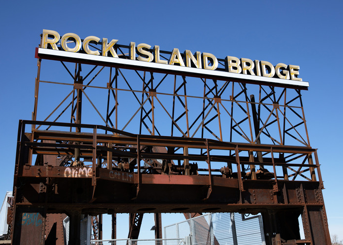 Rock Island Bridge – Image_1 [LISTING]