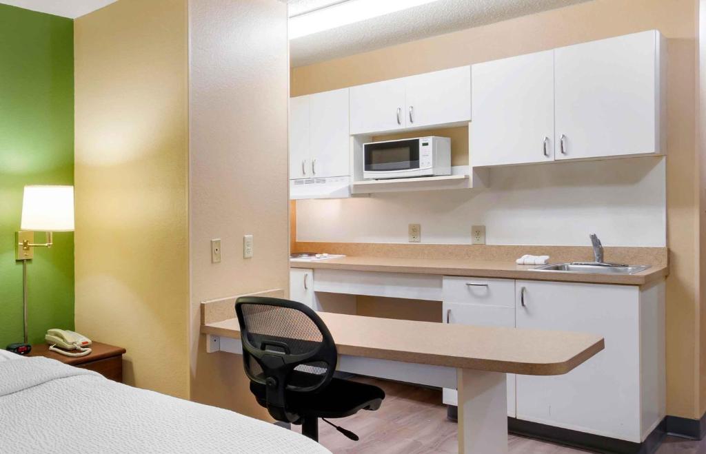 Extended Stay America Suites Kansas City – Airport – Image_4 [LISTING]