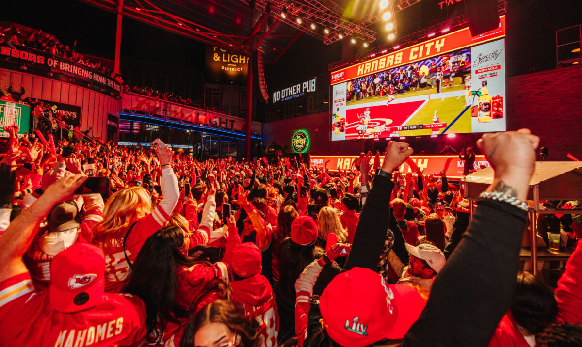 Super Bowl-kijkfeest 2024 bij KC Live! – Chiefs vs San Fran_met dank aan P&amp;L (7)