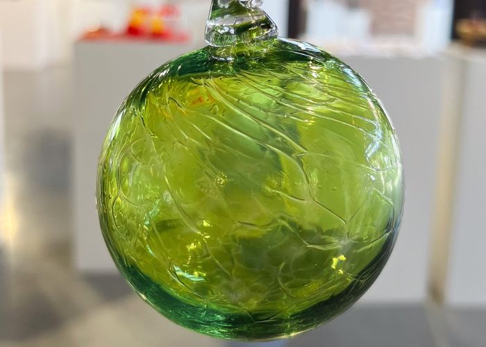 Make Your Own Glass Ornament – Event_Image [EVENT]