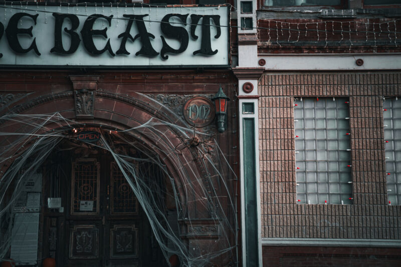 The Beast Haunted House – Mike Day (1) (1)